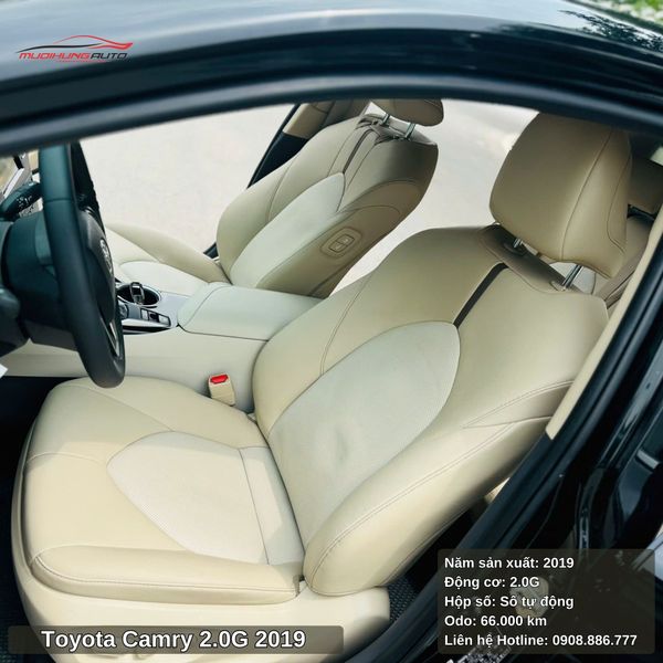 Toyota Camry 2.0G - 2019