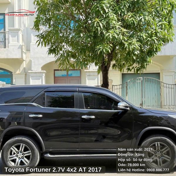 Toyota Fortuner 2.7V 4x2 AT - 2017