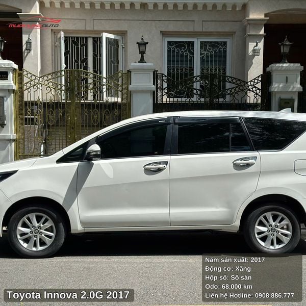 Toyota Innova 2.0G - 2017