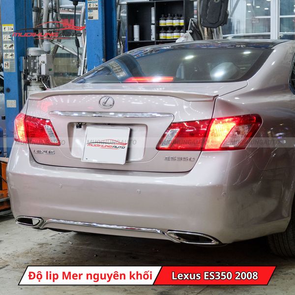 Độ Lip Pô Mercedes Nguyên Khối Cho Lexus ES350 2008