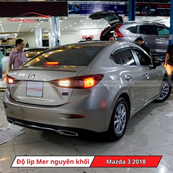 Độ Lip Pô Mercedes Nguyên Khối Cho Mazda 3 2018