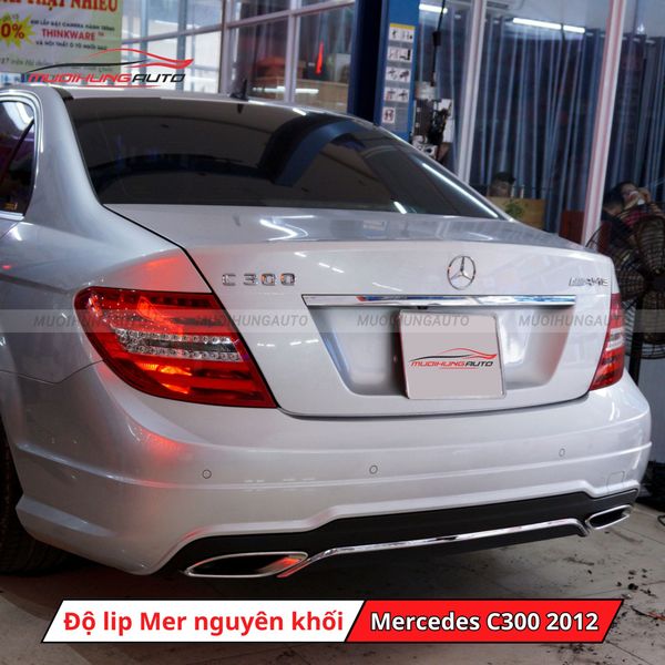 Độ Lip Pô Mercedes Nguyên Khối Cho Mercedes C300 2012