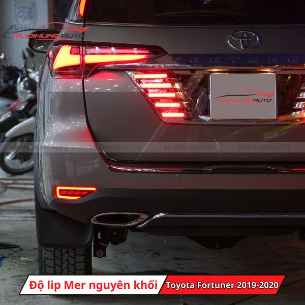 Độ Lip Pô Mercedes Nguyên Khối Cho Toyota Fortuner 2019-2020