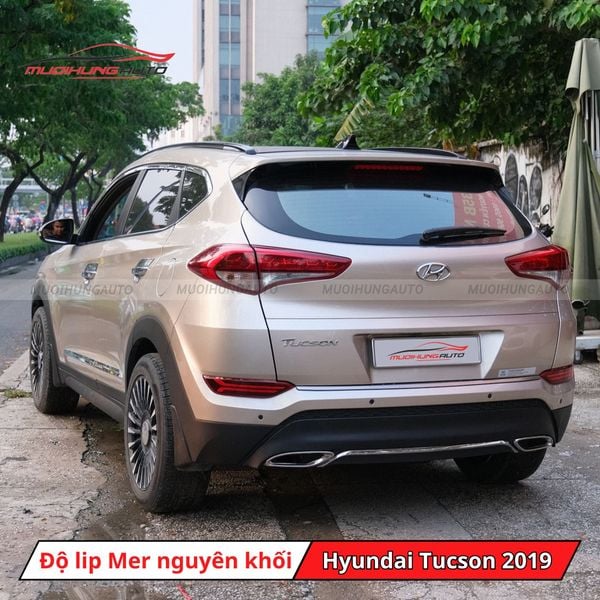 Độ Lip Pô Mercedes Nguyên Khối Cho Hyundai Tucson 2019