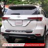 Độ Lip Pô Mercedes Nguyên Khối Cho Toyota Fortuner 2020