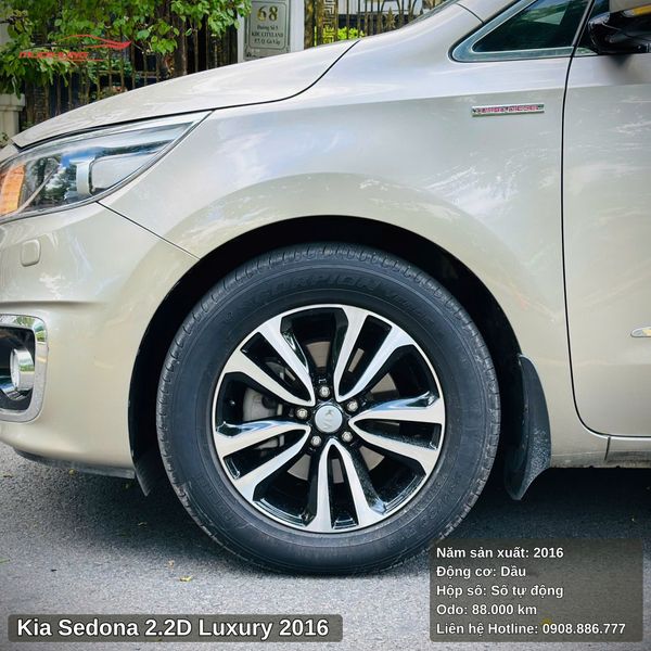 Kia Sedona 2.2D Luxury - 2016