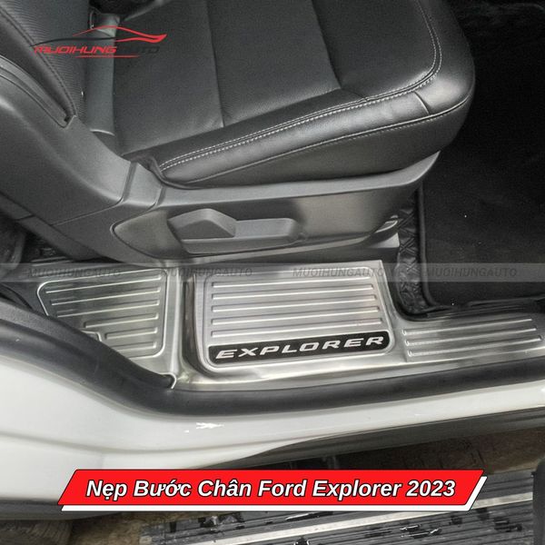 Nẹp Bước Chân Ford Explorer 2023