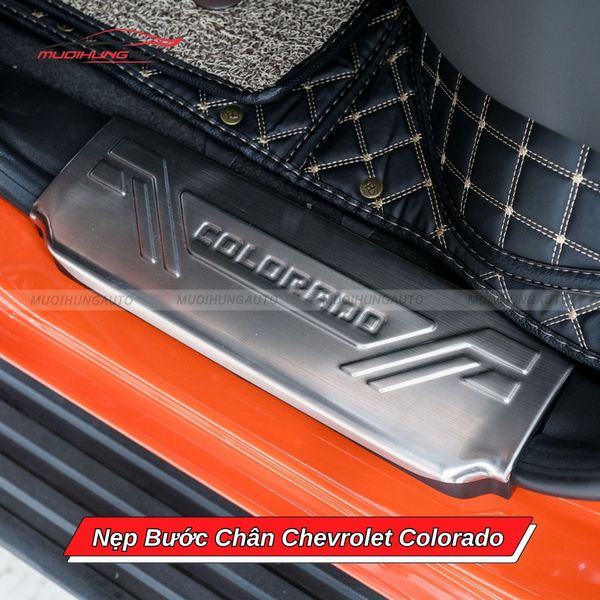 Nẹp Bước Chân Chevrolet Colorado
