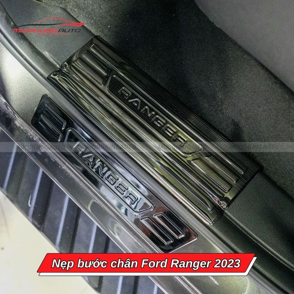 Nẹp Bước Chân Ford Ranger 2023