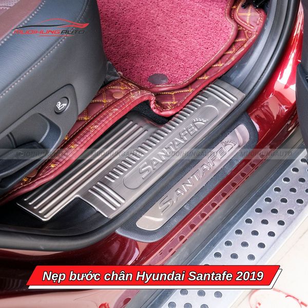 Nẹp Bước Chân Hyundai Santafe 2019