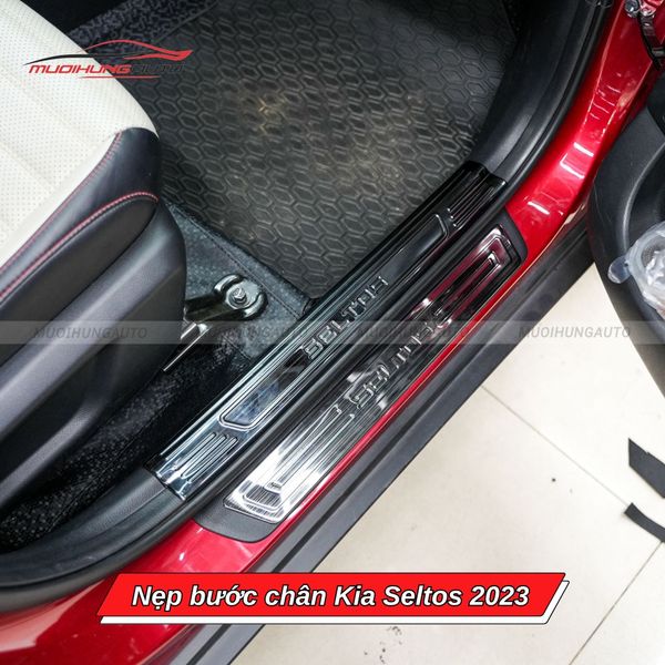 Nẹp Bước Chân Kia Seltos 2023
