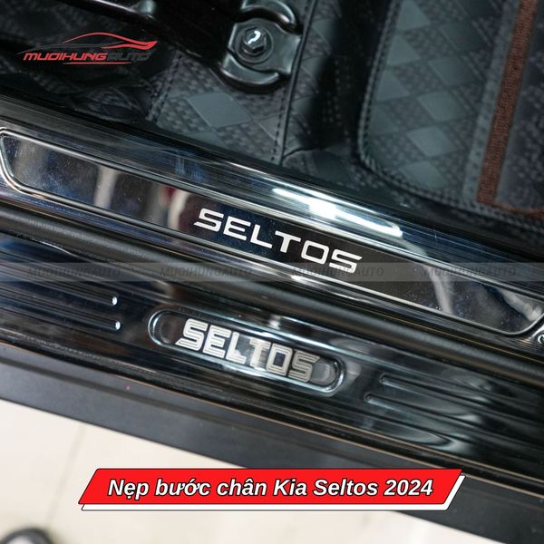 Nẹp Bước Chân Kia Seltos 2024