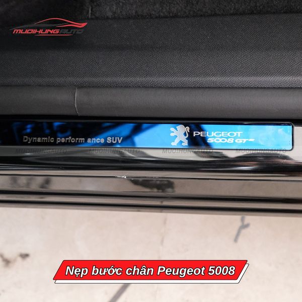 Nẹp Bước Chân Peugeot 5008