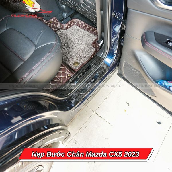 Nẹp Bước Chân Mazda CX5 2023