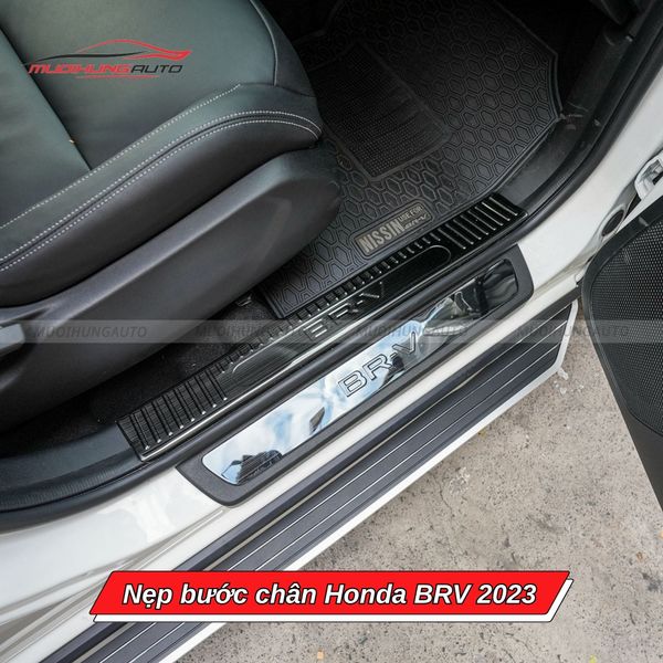 Nẹp Bước Chân Honda BRV 2023