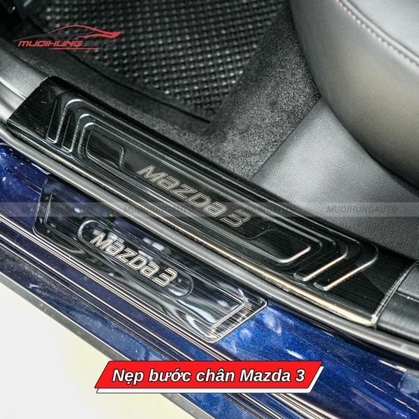 Nẹp Bước Chân Mazda 3