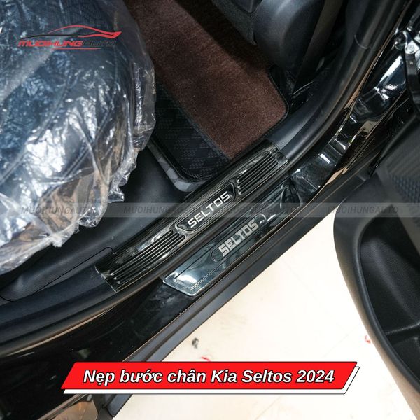Nẹp Bước Chân Kia Seltos 2024