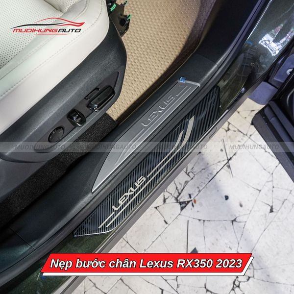 Nẹp Bước Chân Lexus RX350 2023