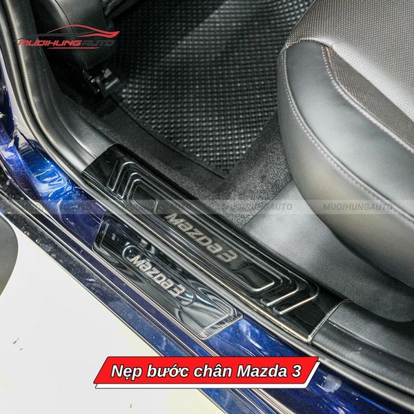 Nẹp Bước Chân Mazda 3