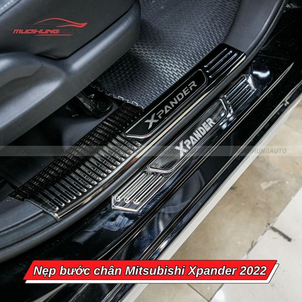 Nẹp Bước Chân Mitsubishi Xpander 2022