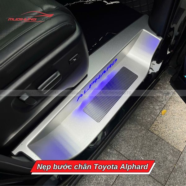 Nẹp Bước Chân Toyota Alphard