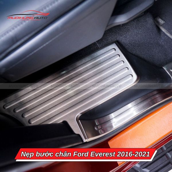 Nẹp Bước Chân Ford Everest 2016-2021