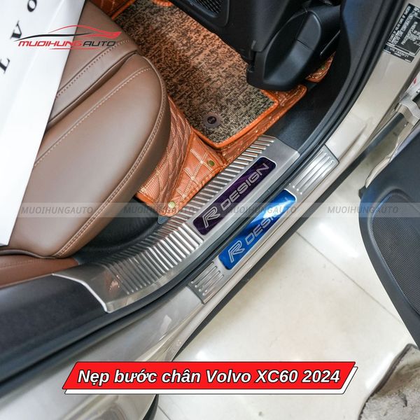 Nẹp Bước Chân Volvo XC60 2024