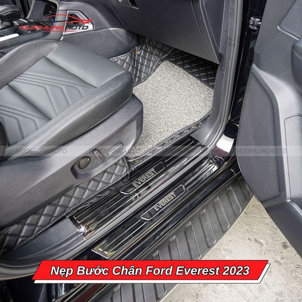 Nẹp Bước Chân Ford Everest 2023