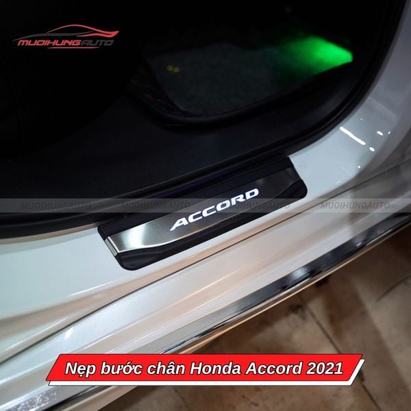 Nẹp Bước Chân Honda Accord 2021