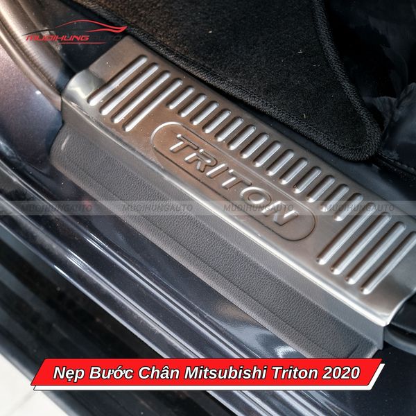Nẹp Bước Chân Mitsubishi Triton 2020