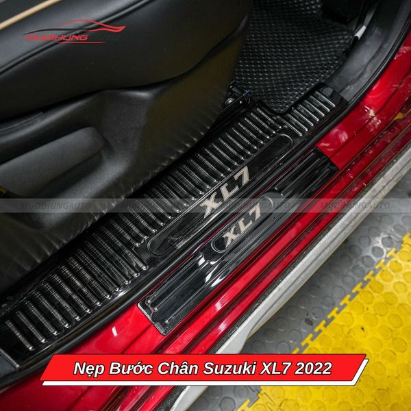 Nẹp Bước Chân Suzuki XL7 2022