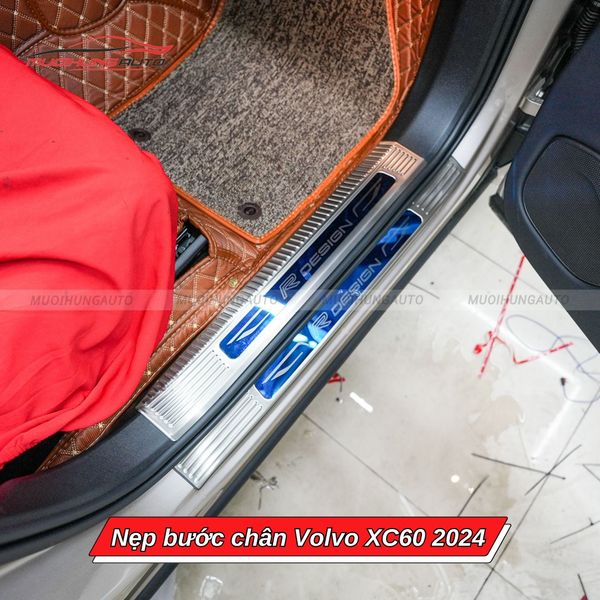 Nẹp Bước Chân Volvo XC60 2024