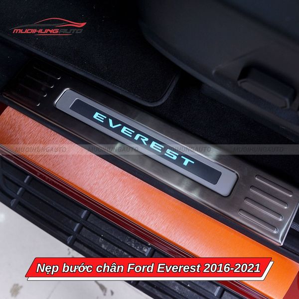 Nẹp Bước Chân Ford Everest 2016-2021