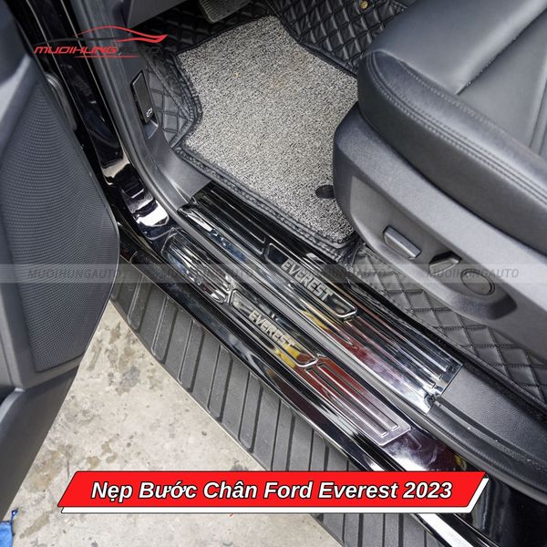 Nẹp Bước Chân Ford Everest 2023