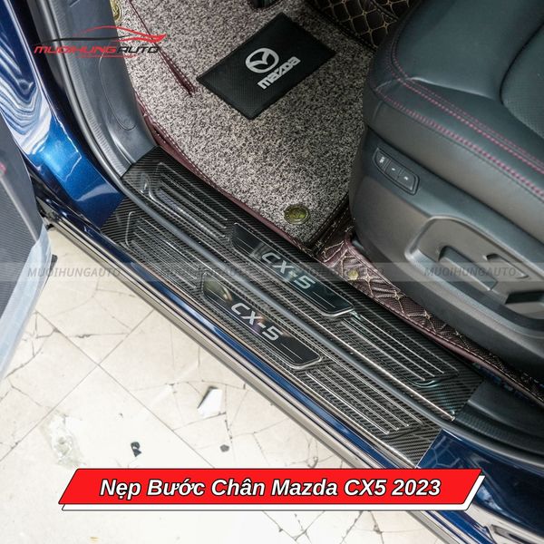 Nẹp Bước Chân Mazda CX5 2023