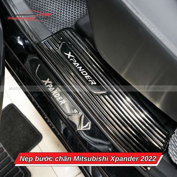 Nẹp Bước Chân Mitsubishi Xpander 2022