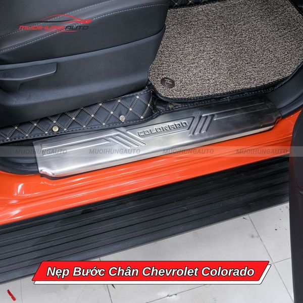 Nẹp Bước Chân Chevrolet Colorado