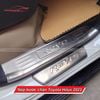 Nẹp Bước Chân Toyota Hilux 2021