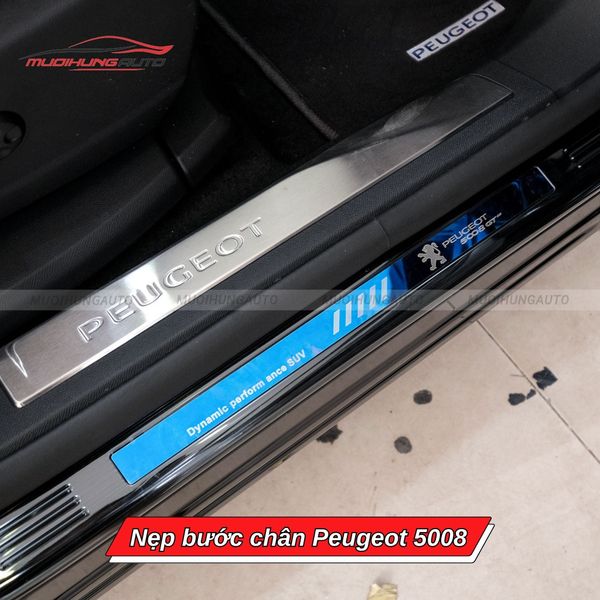 Nẹp Bước Chân Peugeot 5008