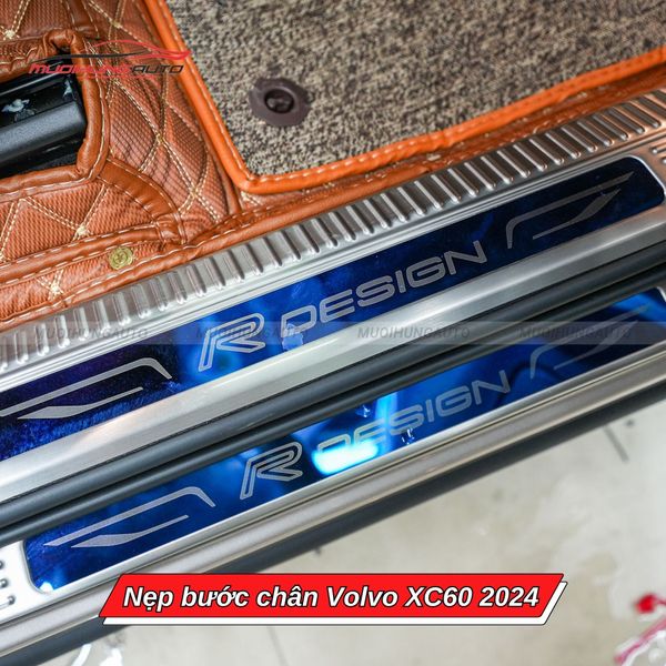 Nẹp Bước Chân Volvo XC60 2024