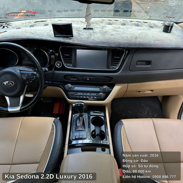 Kia Sedona 2.2D Luxury - 2016