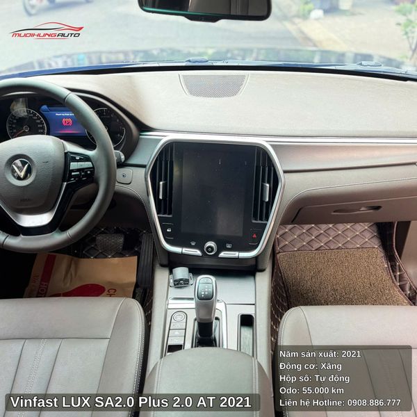 Vinfast LUX SA2.0 Plus 2.0 AT - 2021