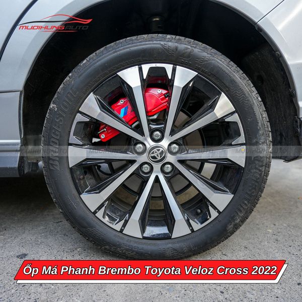 Ốp Má Phanh Brembo Toyota Veloz Cross 2022