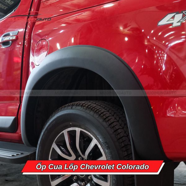 Ốp Cua Lốp Chevrolet Colorado