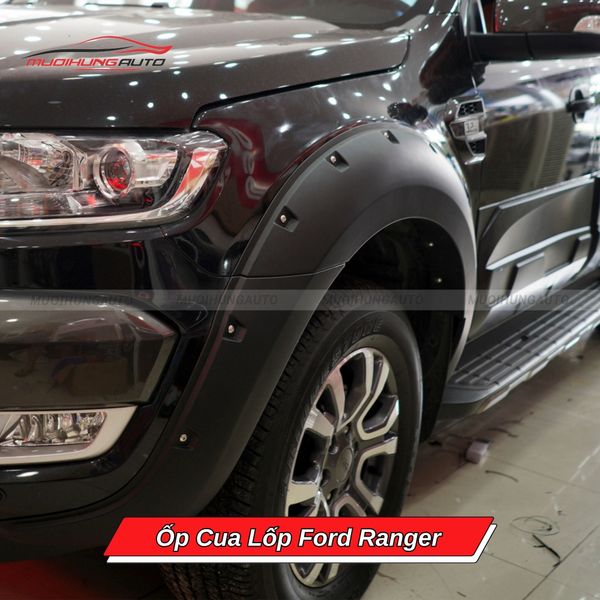 Ốp Cua Lốp Ford Ranger