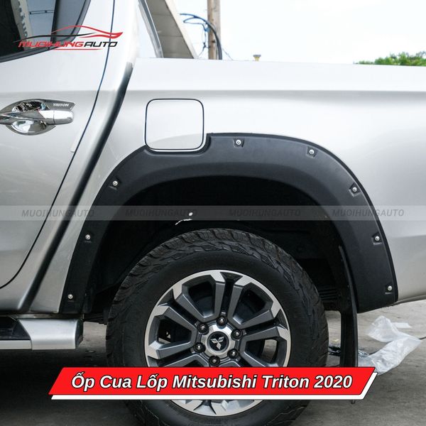 Ốp Cua Lốp Mitsubishi Triton 2020
