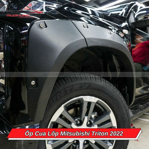 Ốp Cua Lốp Mitsubishi Triton 2022