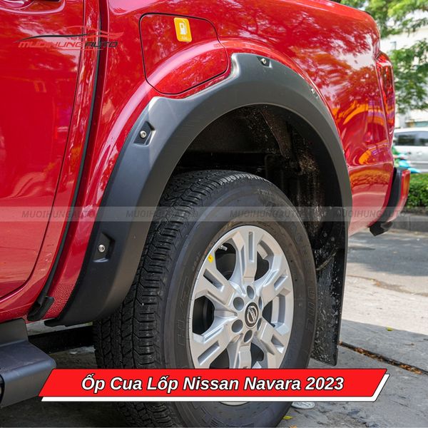 Ốp Cua Lốp Nissan Navara 2023