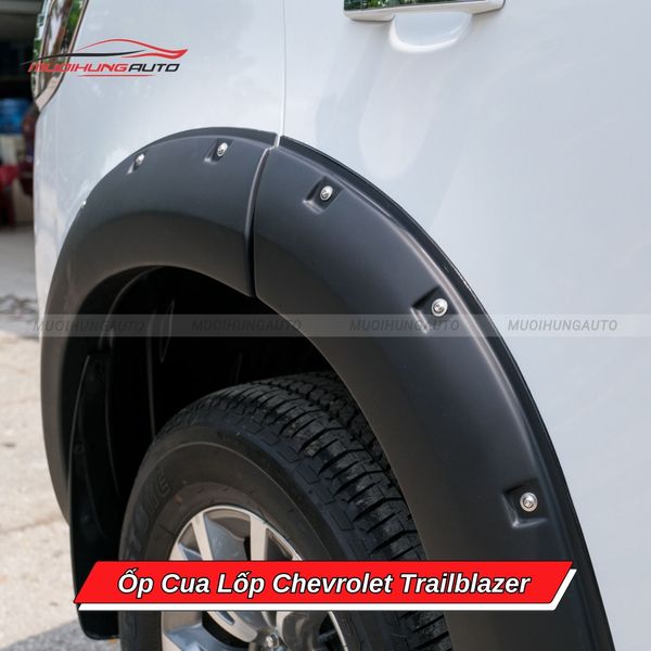 Ốp Cua Lốp Chevrolet Trailblazer