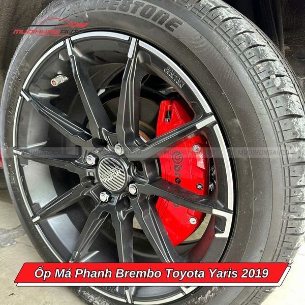 Ốp Má Phanh Brembo Toyota Yaris 2019